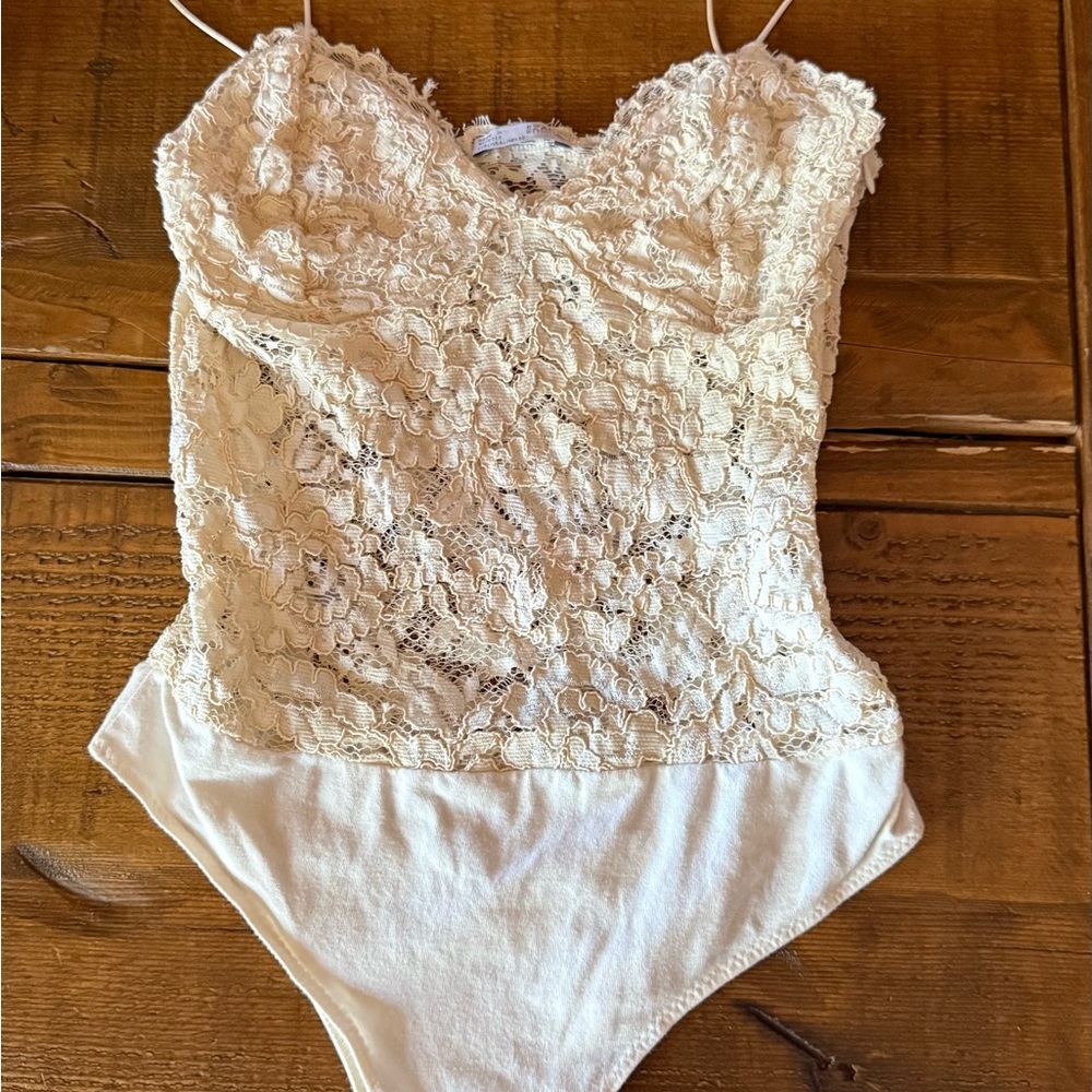 Zara Cream Lace Bodysuit